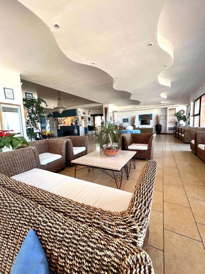 Hotel Giorgetti Orange เบลลาเรีย-อีเจอา มารีนา ภายนอก รูปภาพ