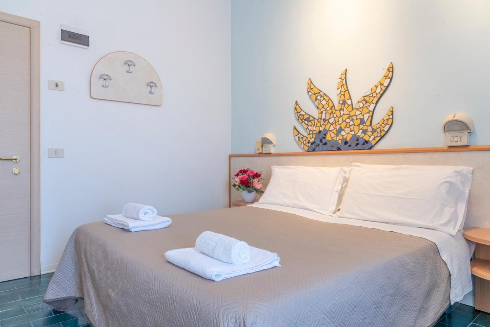 Hotel Giorgetti Orange เบลลาเรีย-อีเจอา มารีนา ภายนอก รูปภาพ